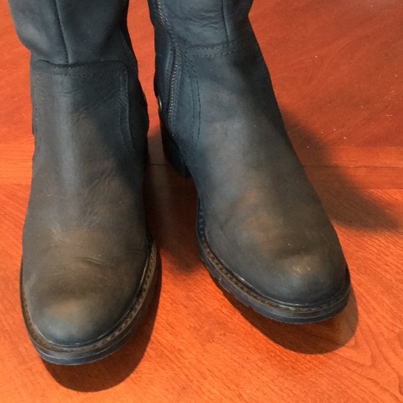 Timberland black leather boots size 7M - Picture 2 of 16